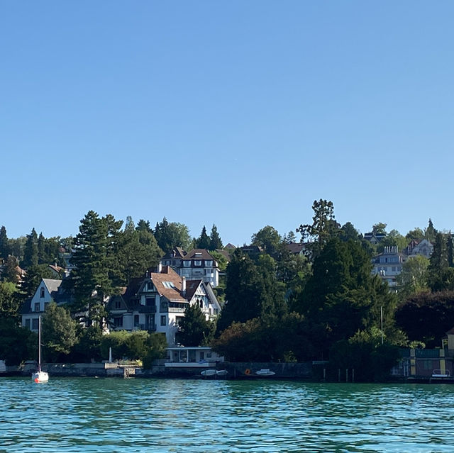 Day Trip to Zurich Town and Lake – Switzerland’s Elegant Escape