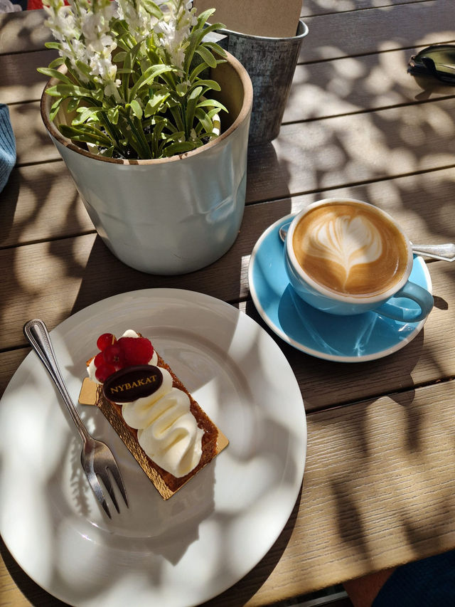 🌊☀️ A Day in Nerja: Kayak Tour & Coffee Bliss