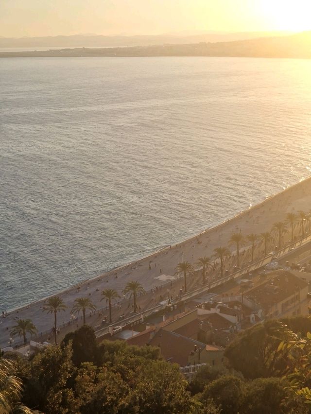 The spot you must visit at sunset in Nice...🌆 The spot you must visit at sunset in Nice...🌆