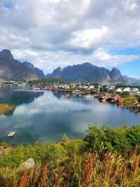 🏔️ Lofoten, Norway — Dramatic Peaks, Quiet Fjords, and Storybook Villages