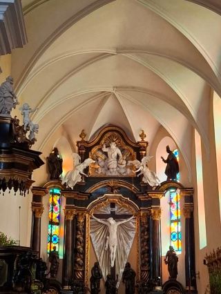 The Cathedral of Saints Peter and Paul: Where History and Cultures Collide in Kamianets-Podilskyi 🕌✨