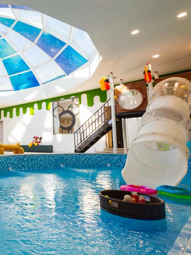 Huairou's popular parent-child homestay, indoor swimming pool slide, children's favorite