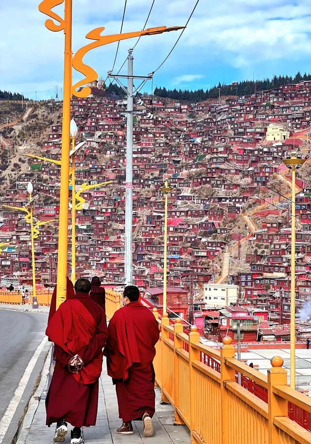 川西信仰之旅 | 色達+四姑娘山 4日深度攻略