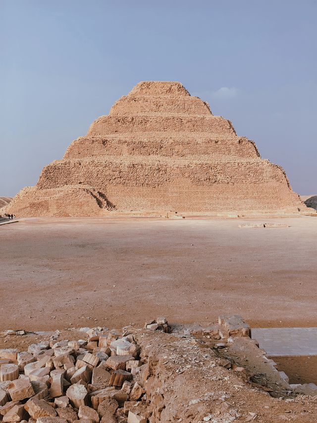 左塞爾階梯金字塔Djoser|一場轟轟烈烈的造神運動