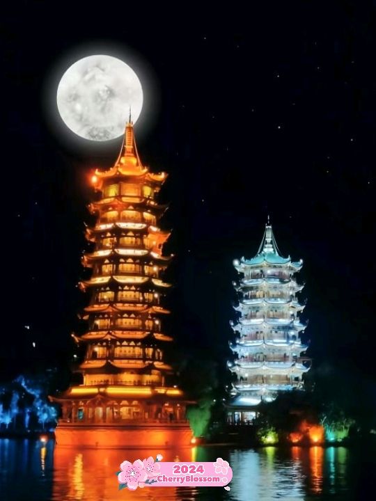 Gulin Sun and Moon Pagodas just WoW ❤️🇨🇳