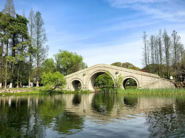 If you don't visit Shanghu Lake soon, it will be too late!