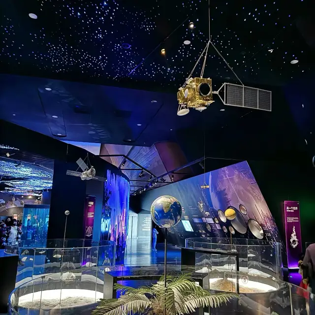 In Tianjin, there is a dreamlike ocean museum