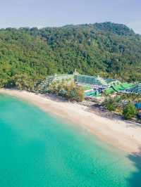 🌴 Phuket's Hidden Gem: Le Méridien Beach Bliss 🏖️