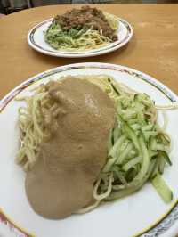 暴食台北005｜在地人的銅板美食·開業四十年的梁記涼麵
