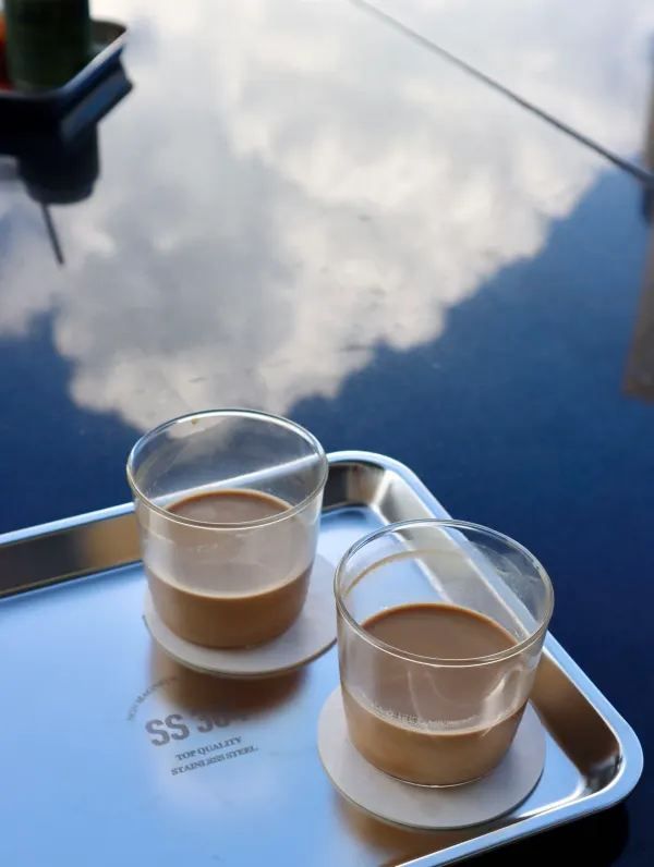 深圳新開的海上咖啡廳丨被山海包圍的山池☕️