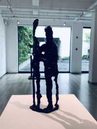 衡山路免費雕塑展，形態的詩與哲。