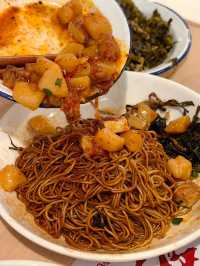 《上海本幫麵:味蕾的盛宴與時光的記憶》。
