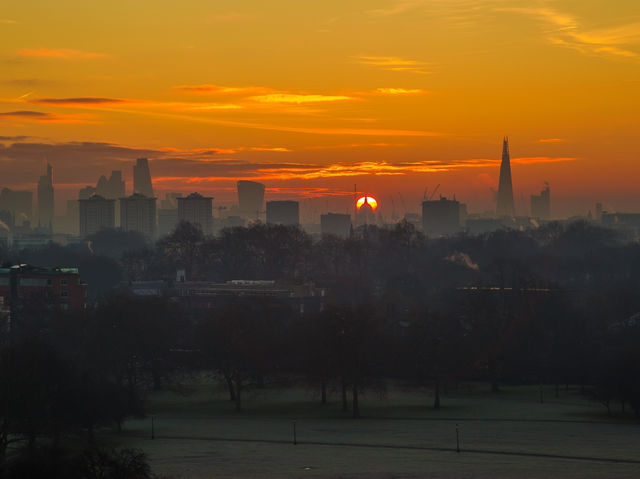 London’s BEST Sunrise Location!