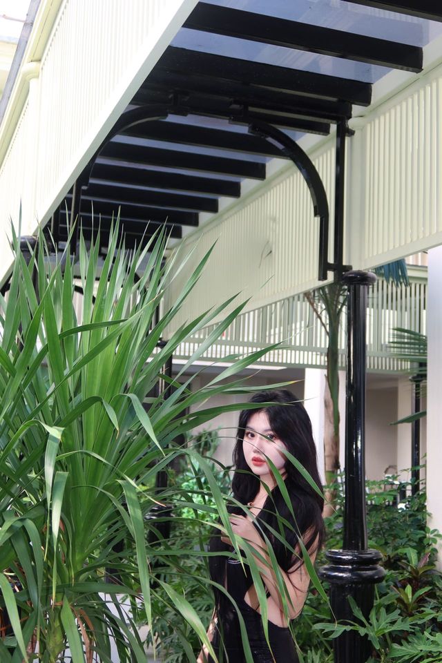 在版納 | 住進赫本風的黑白夢境花園酒店。