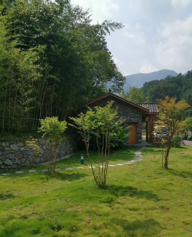 月亮彎彎照九州~~月亮灣自駕營地。