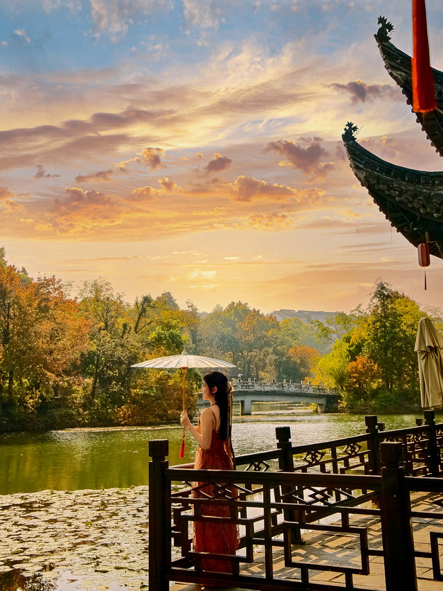 比起宏村，我更愛皖南這個絕美秋景小鎮。