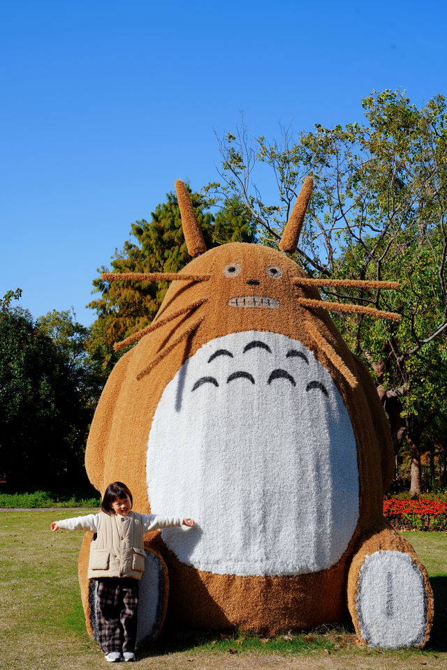 湖州乘船而入的公園 還有稻草人展