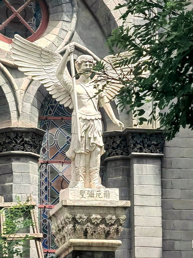 一條東交民巷，半部北平近代史