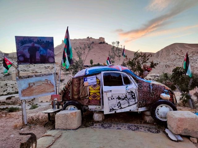 Shawbak: Stunning Views and Unique Charm 🏰🚗