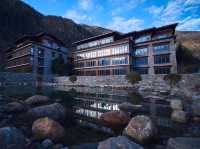 此生必住|直面神山松贊南迦巴瓦山居酒店