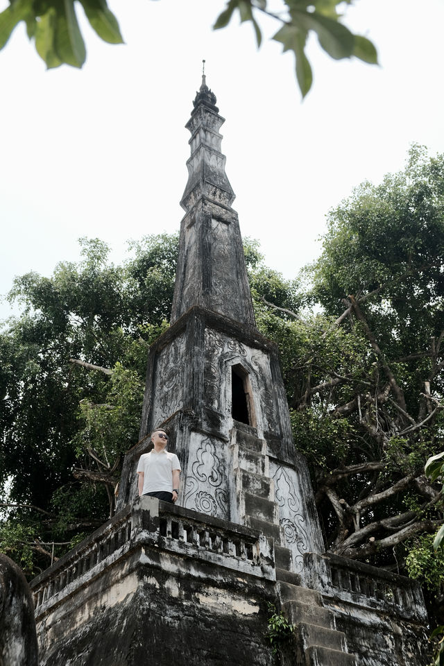 居然在老撾香昆寺｜讓我們遇見千萬大V