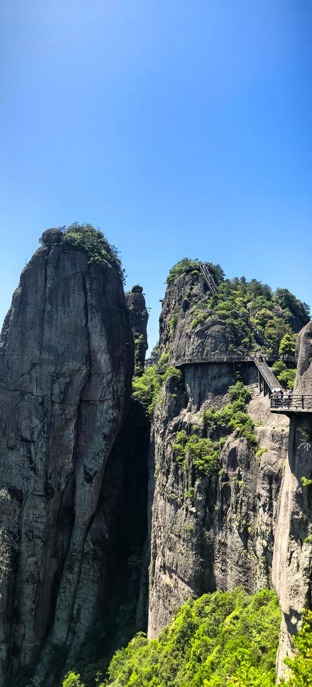 "浙江神仙居仙氣繚繞的山水秘境"