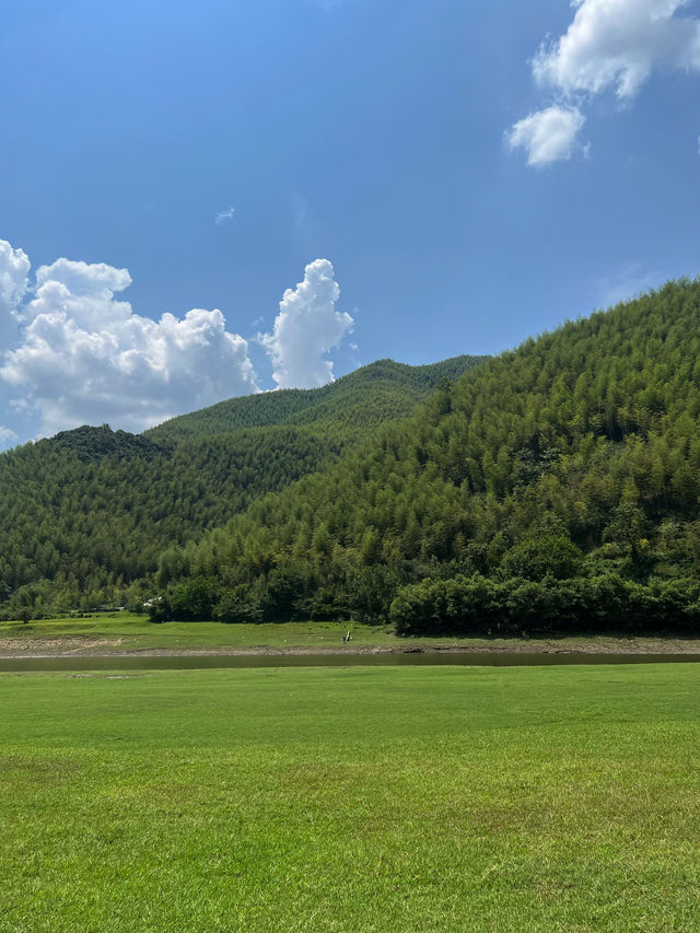 安吉避暑度假指南清涼玩法