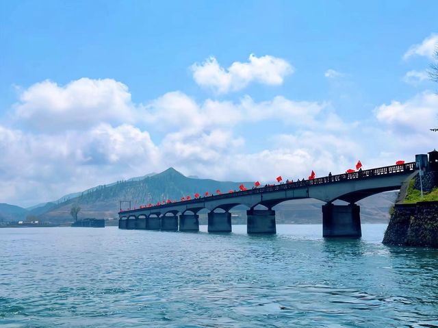 丹東一日遊| 逛邊境食美食嘅治癒小旅程 岩岩從丹東返來