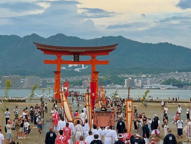 最靚嘅鳥居同嚴島神社管弦祭神儀式