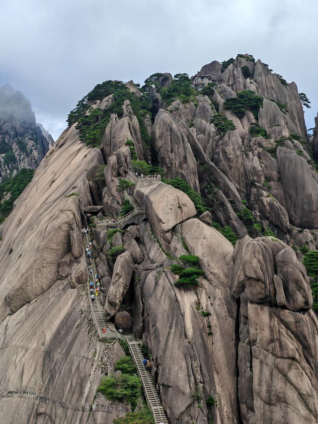 黃山30小時極限挑戰：兩天一夜保姆級攻略，解鎖100%精華體