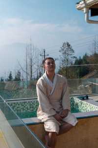 住進雲朵裡，私湯泡著泡著就飄起來了