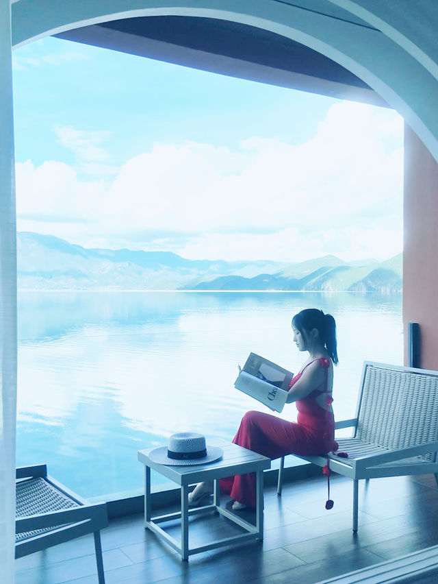 住進摩梭秘境,共赴瀘沽湖的星辰與浪漫 住進摩梭秘境,共赴瀘沽湖的星辰與浪漫