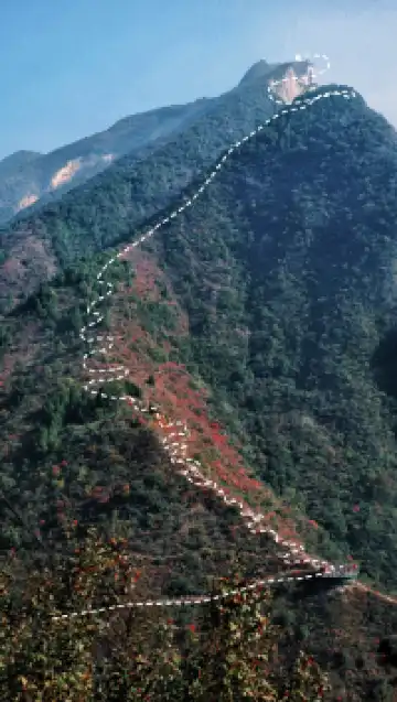 隱山𝟙𝟡|三峽之巔,煙光凝而暮山紫