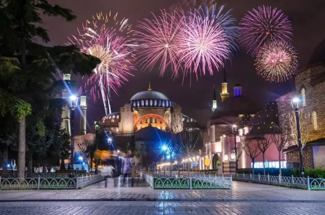 New Year's Eve celebrations in Istanbul are lively and bustling