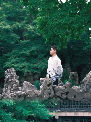 The breeze fills the window with green | swipe left to get the same style of Ryokoku-in in Yangzhou