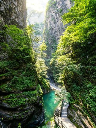 Yesanpo Bailixia 22°C Taihang Canyon: A 3-day slow-paced summer getaway with stream trekking