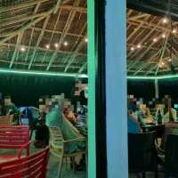 모알보알 칠리바(Chili Bar) 술집 가볍게 한잔.