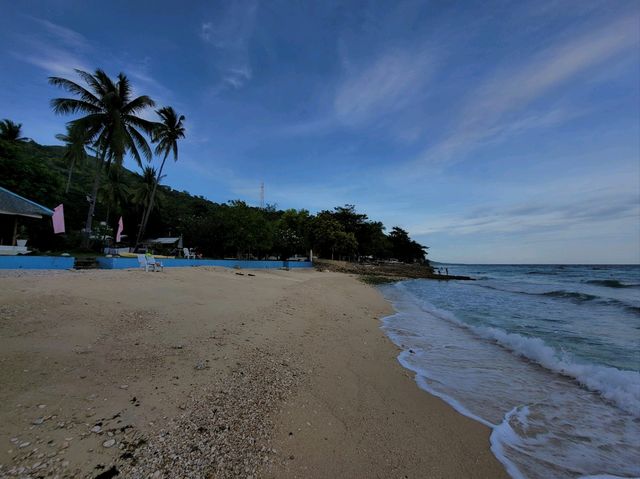 Aloha beach hotel, Oslob, Philippines