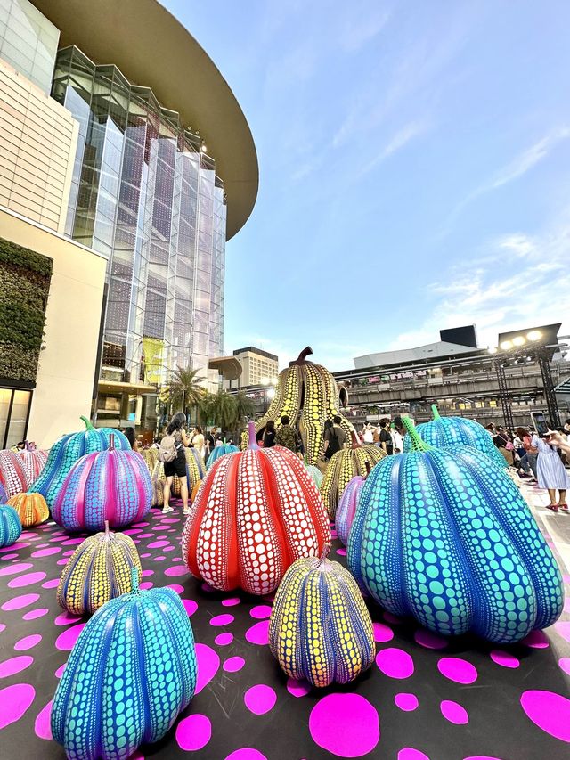 Dancing Pumpkin @Siam paragon