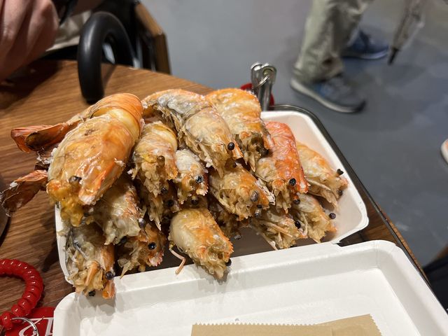 🦐🇭🇰食大蝦啦喂～喂香港釣蝦初體驗🦐釣到好多隻蝦啊👅仲好好食添