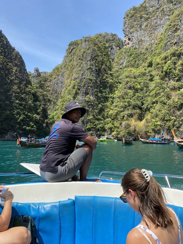 ปิเละ ลากูน เกาะพีพี จังหวัดกระบี่