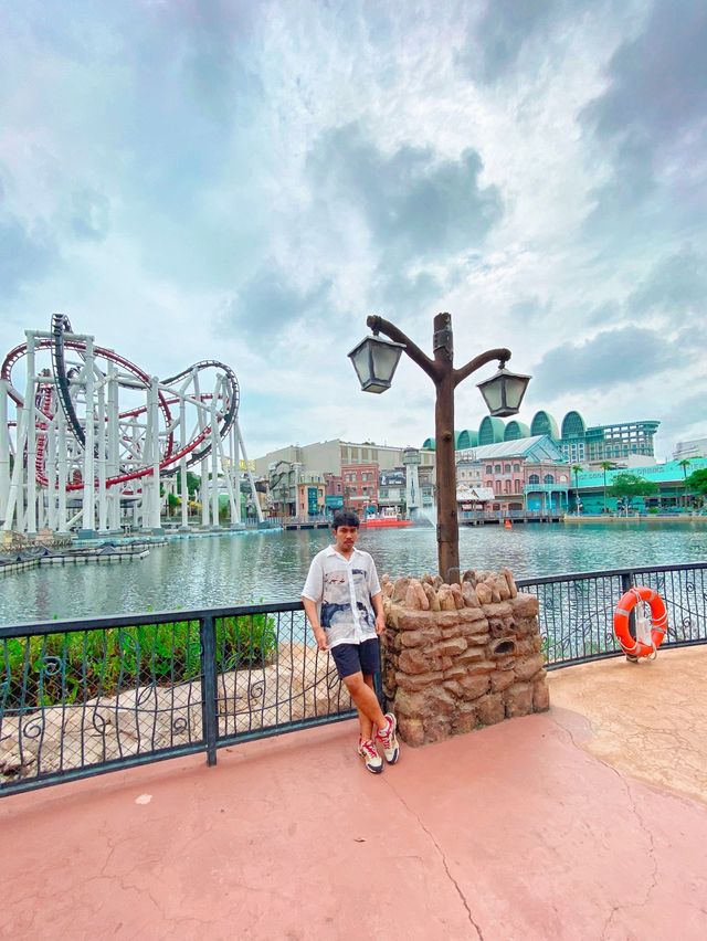 Having Fun at Universal Studio Singapore