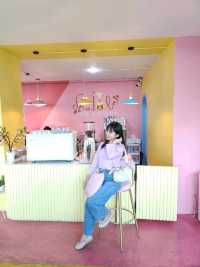 SHALALA Cafe 》《 คาเฟ่ colorful สุด Cute~♡♡