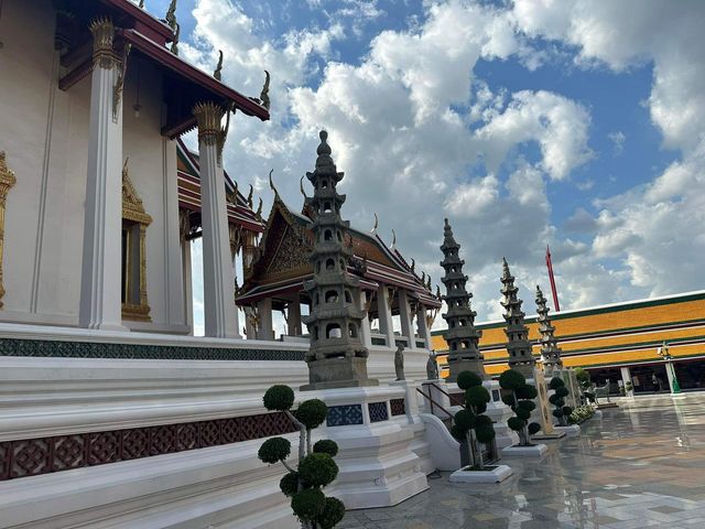 Wat Suthat:Thailand heritage