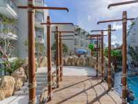 Phuket Emerald Beach Resort เปิดใหม่ใกล้ทะเลภูเก็ต