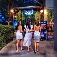 ศุกร์เสาร์เหงาได้ไง! ออกมาชิลล์เอาท์กันเถอะ