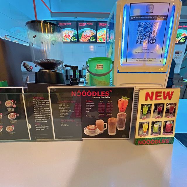 ペナン国際空港nooodlesでペナンカリーヌードル