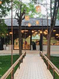 เพลิน Cafe & Restaurant