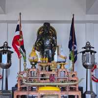 พระตำหนักกรมหลวงชุมพร เกาะหลีเป๊ะ