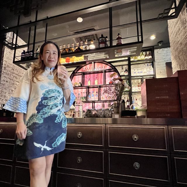 Instagrammable Cafe/ Bar at Kwai Chai Hong